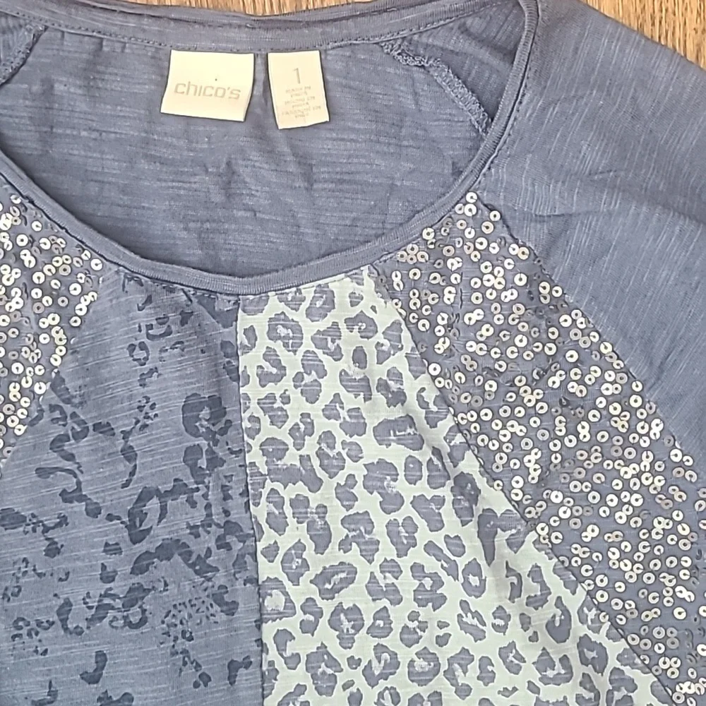 Chico’s sequin embelished, animal print top. Chico’s sz 1 (Medium 8 stan…